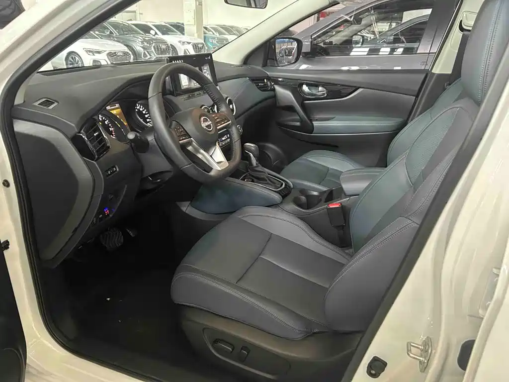 Nissan Qashqai 2025 — фото 13