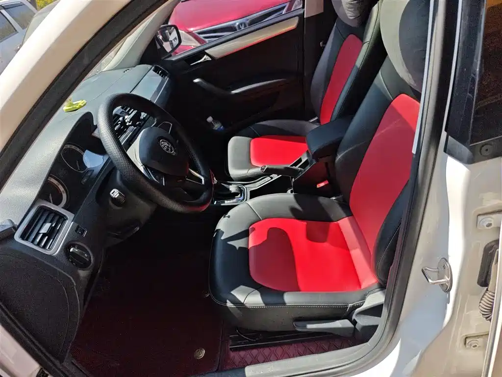 Skoda Rapid 2019 — фото 15