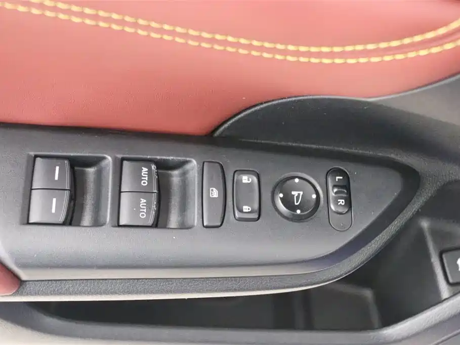 Honda Civic 2018 — фото 12