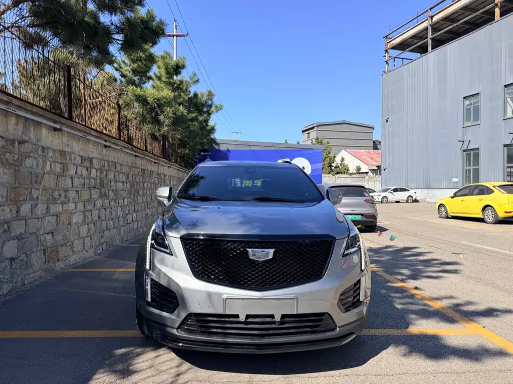 Cadillac XT5 2023 — фото 2