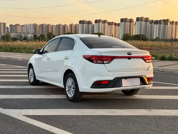 Kia K2 2017