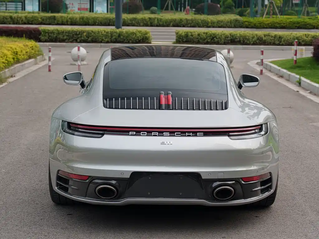 Porsche 911 2020