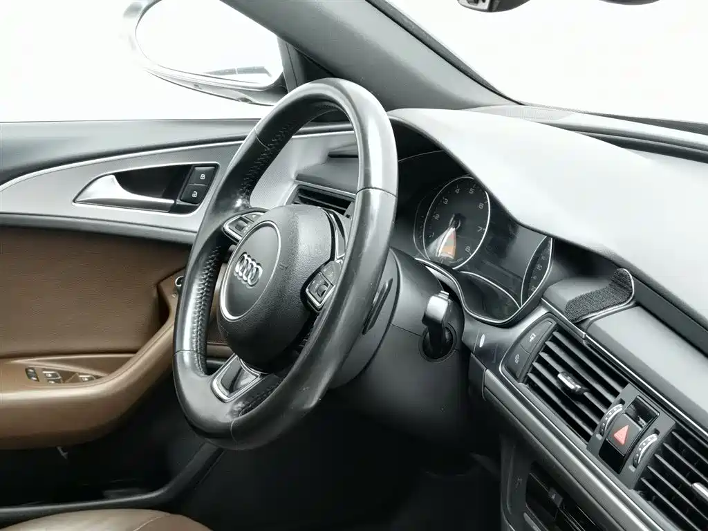 Audi A6L 2018 — фото 22