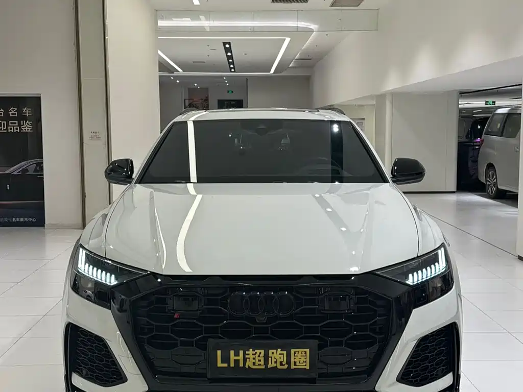 Audi RS Q8 2021