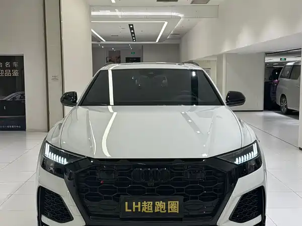 Audi RS Q8 2021
