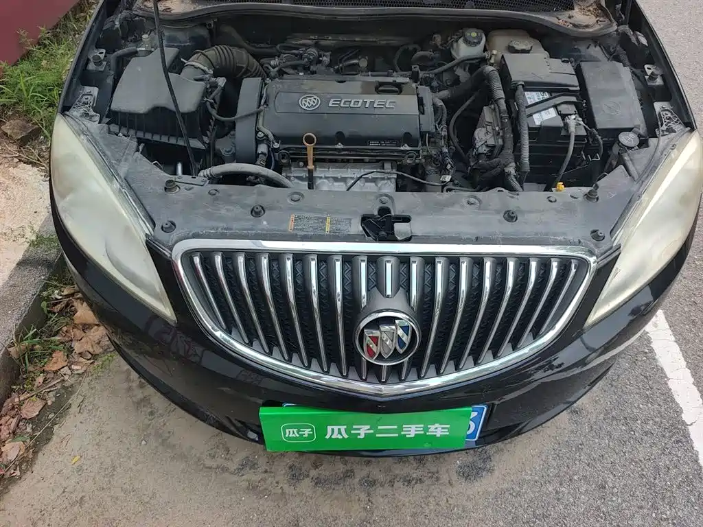 Buick Excelle 2015 — фото 16