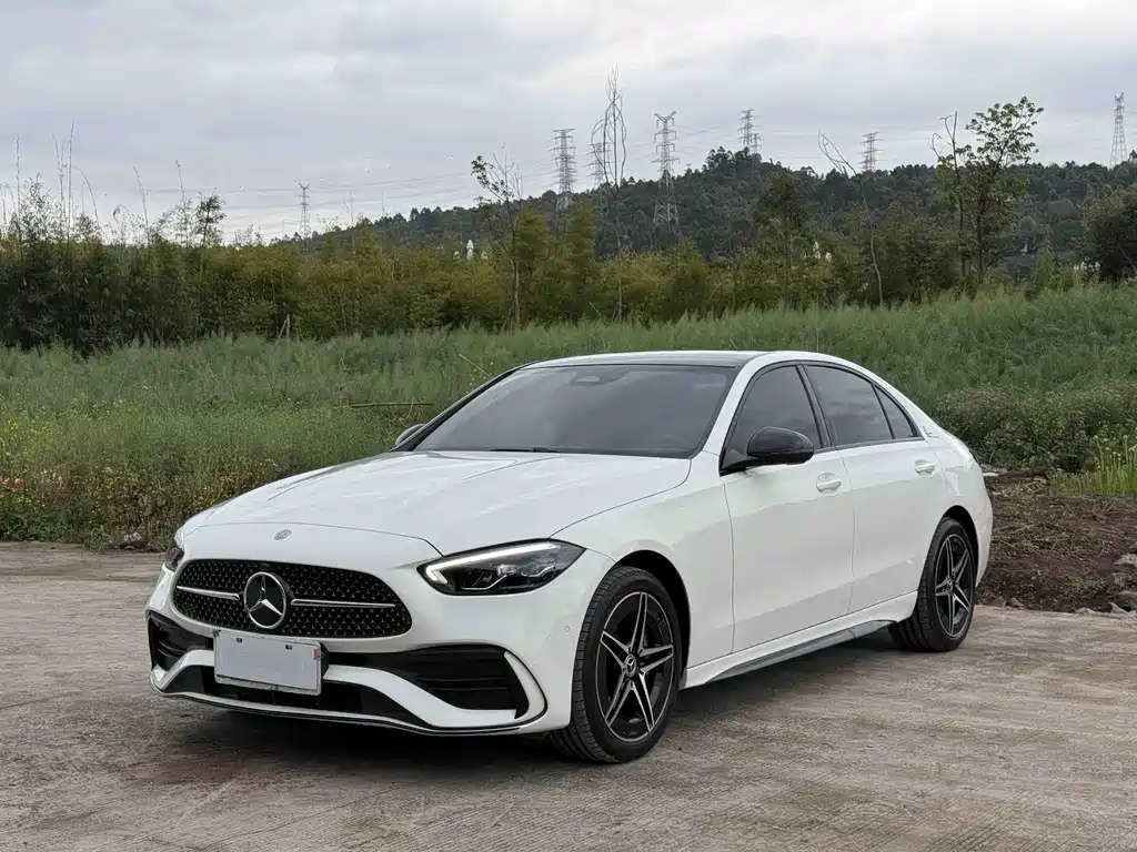 Mercedes-Benz C-Class 2024 — фото 18