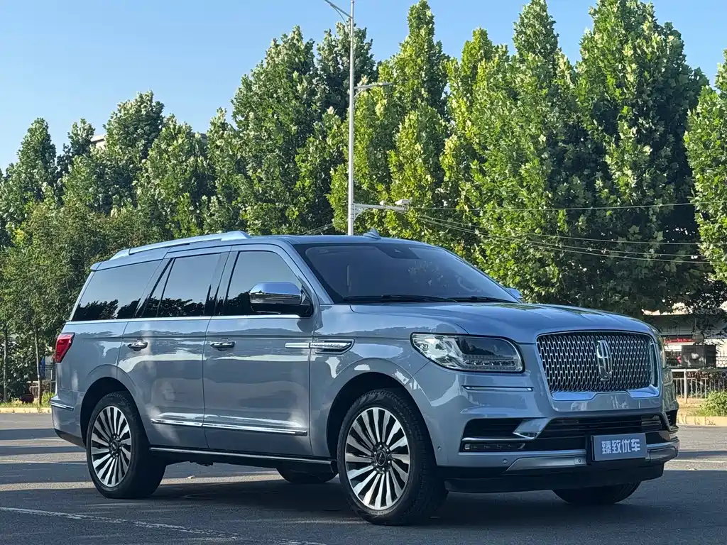 Lincoln Navigator 2019