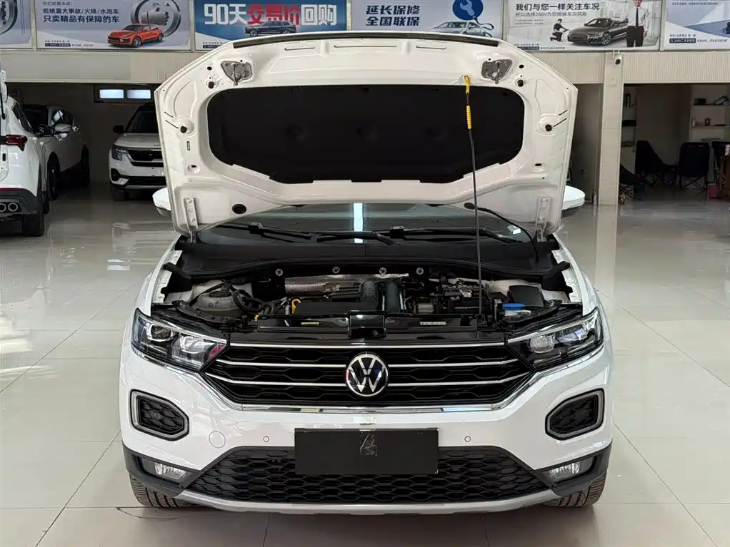 Volkswagen T-Roc 2023 — фото 15