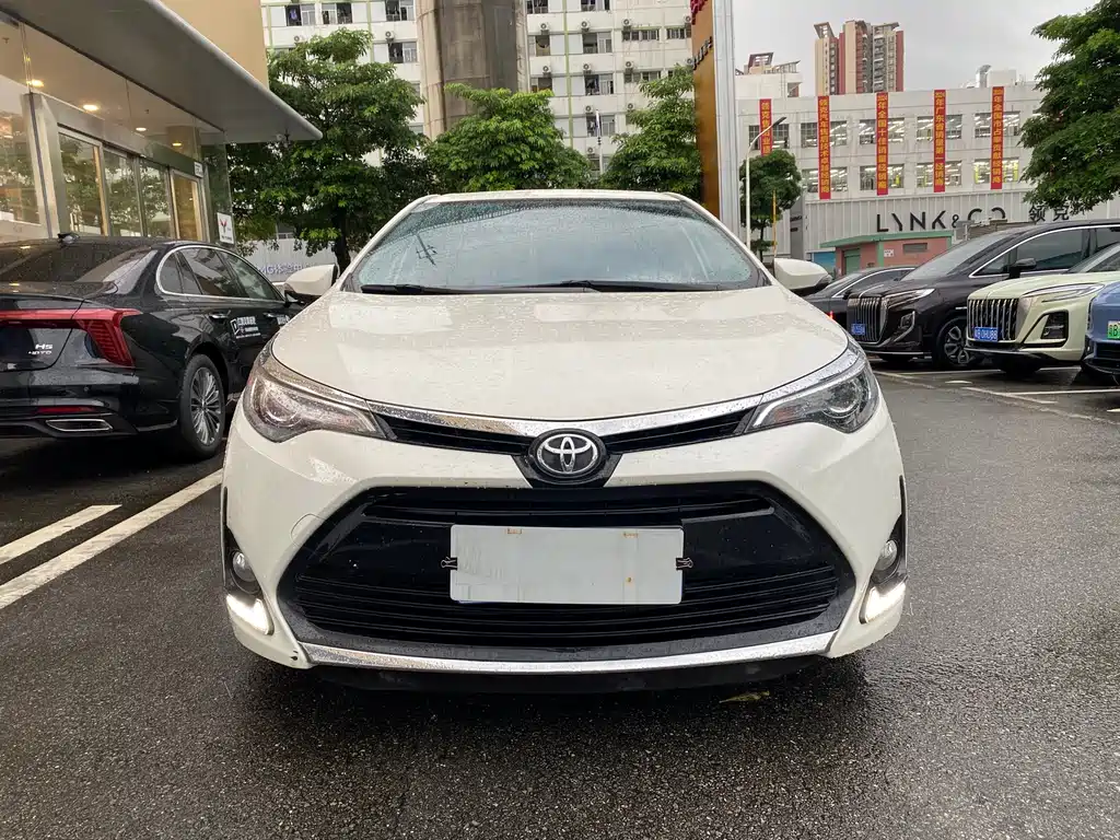 Toyota Levin 2018 — фото 2