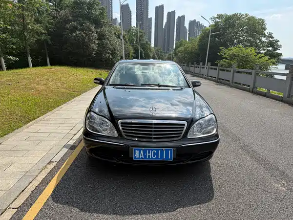 Mercedes-Benz S-Class 2004