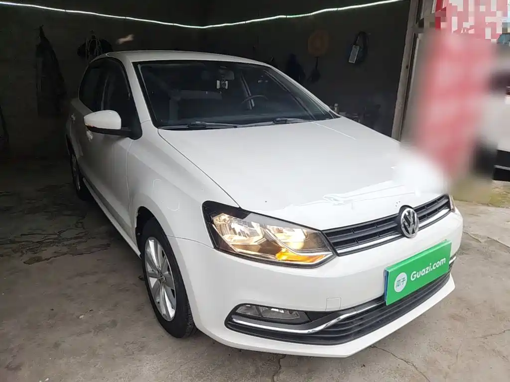 Volkswagen Polo 2015 — фото 4