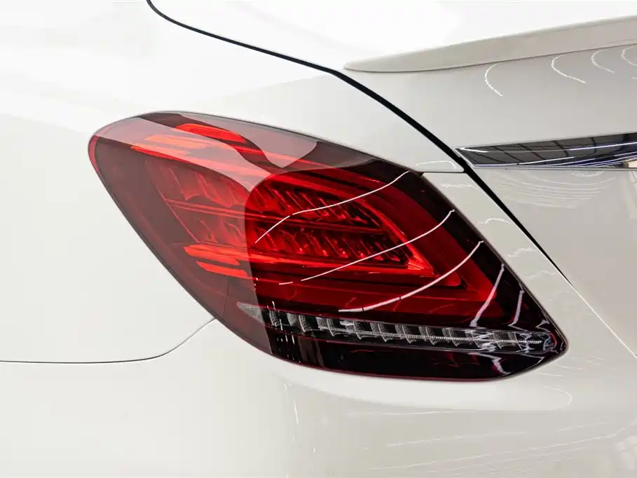 Mercedes-Benz C-Class 2019 — фото 11