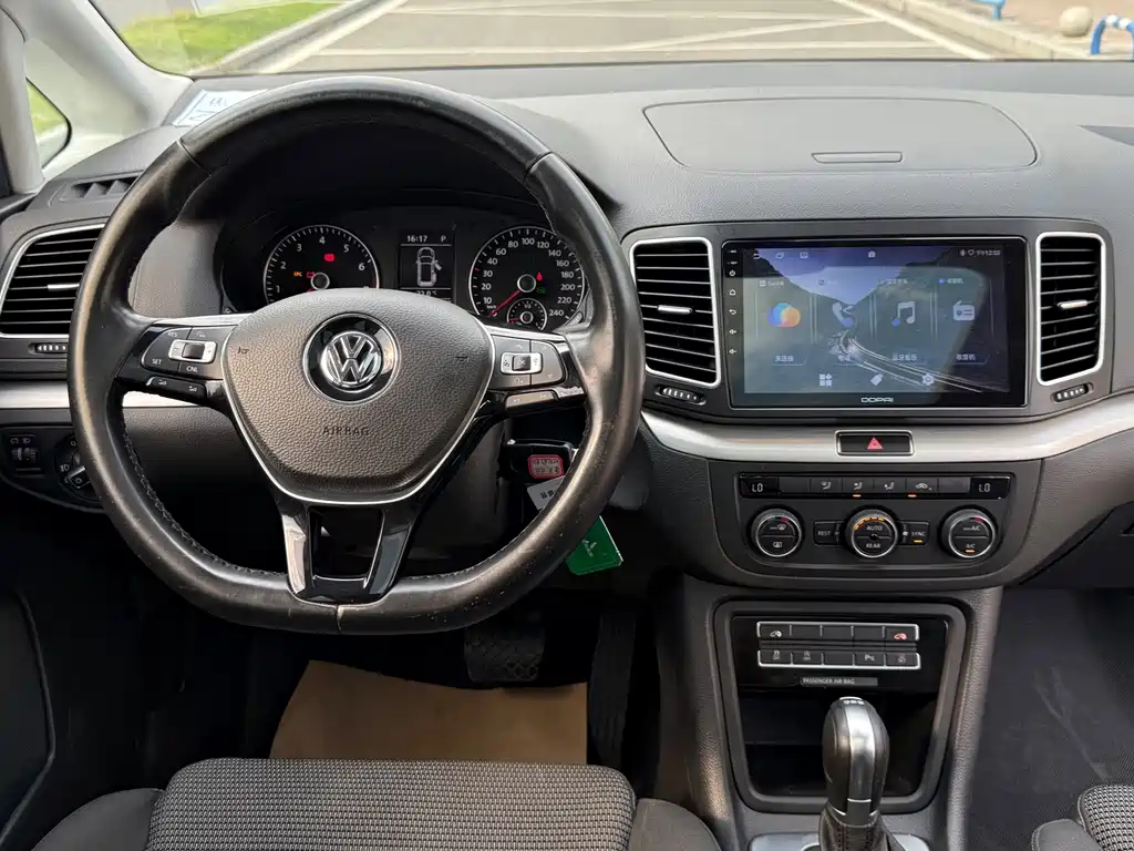 Volkswagen Sharan 2018 — фото 14