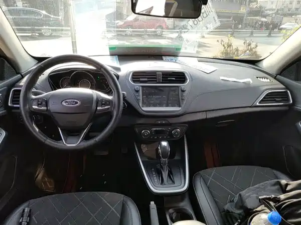 Ford Escort 2019