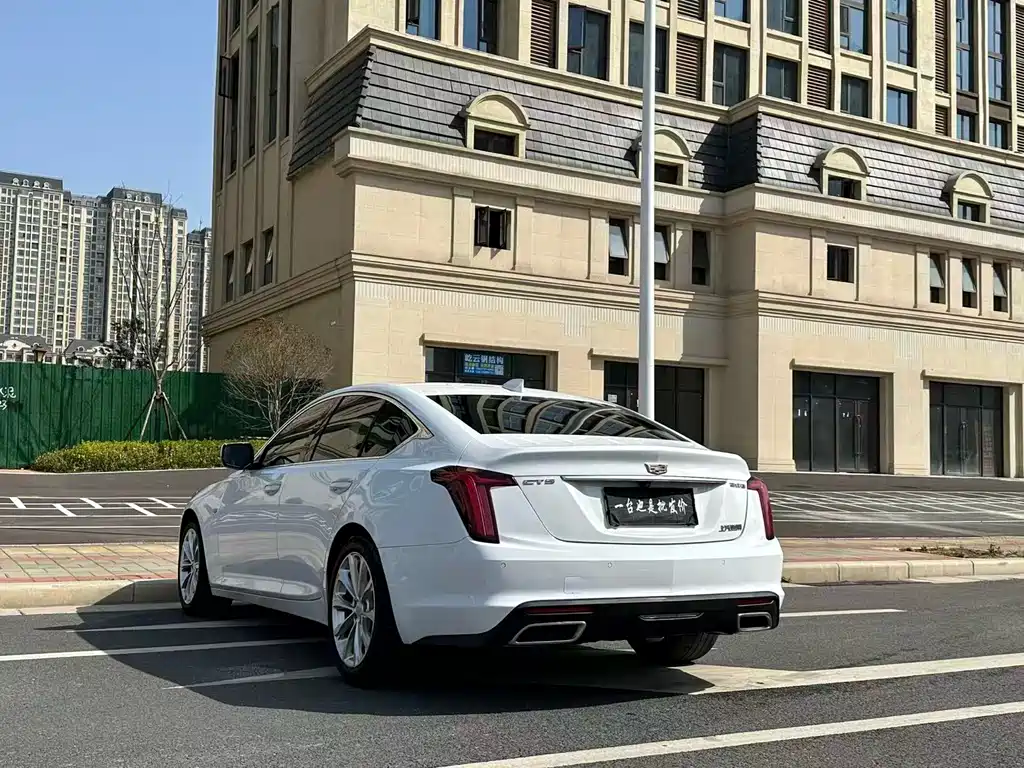 Cadillac CT5 2022 — фото 17