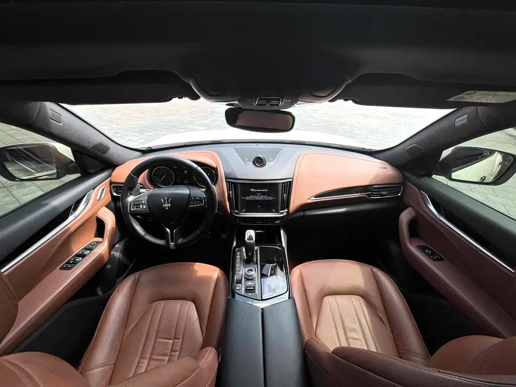 Maserati Levante 2020 — фото 7