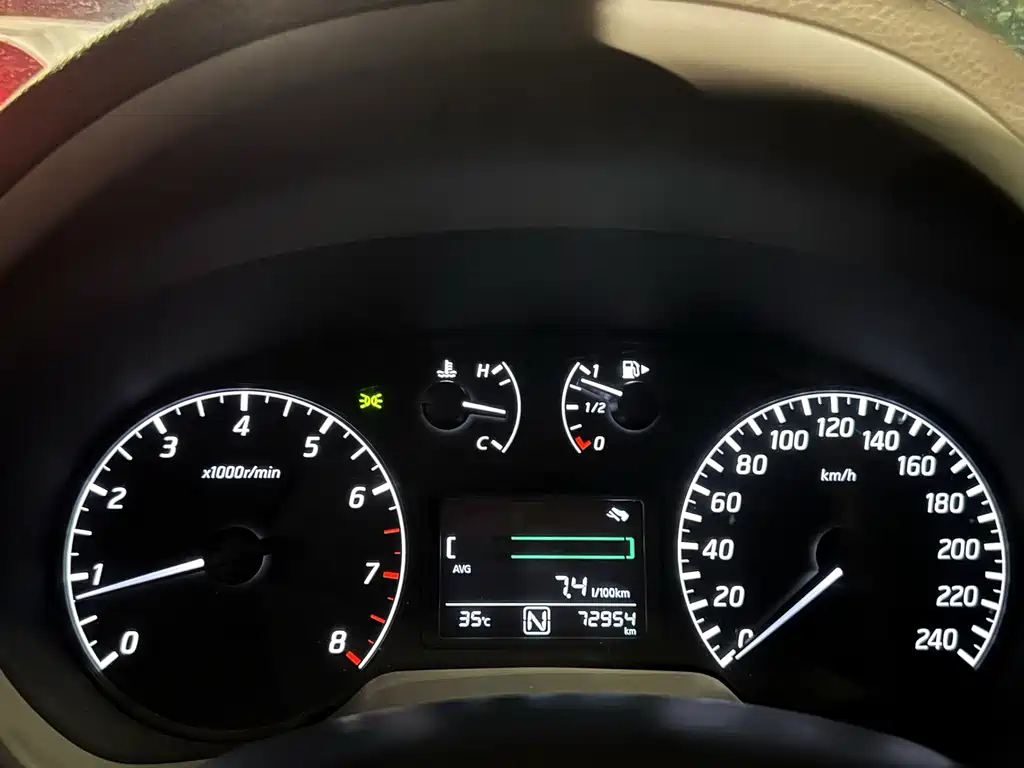 Nissan Sylphy 2015 — фото 15