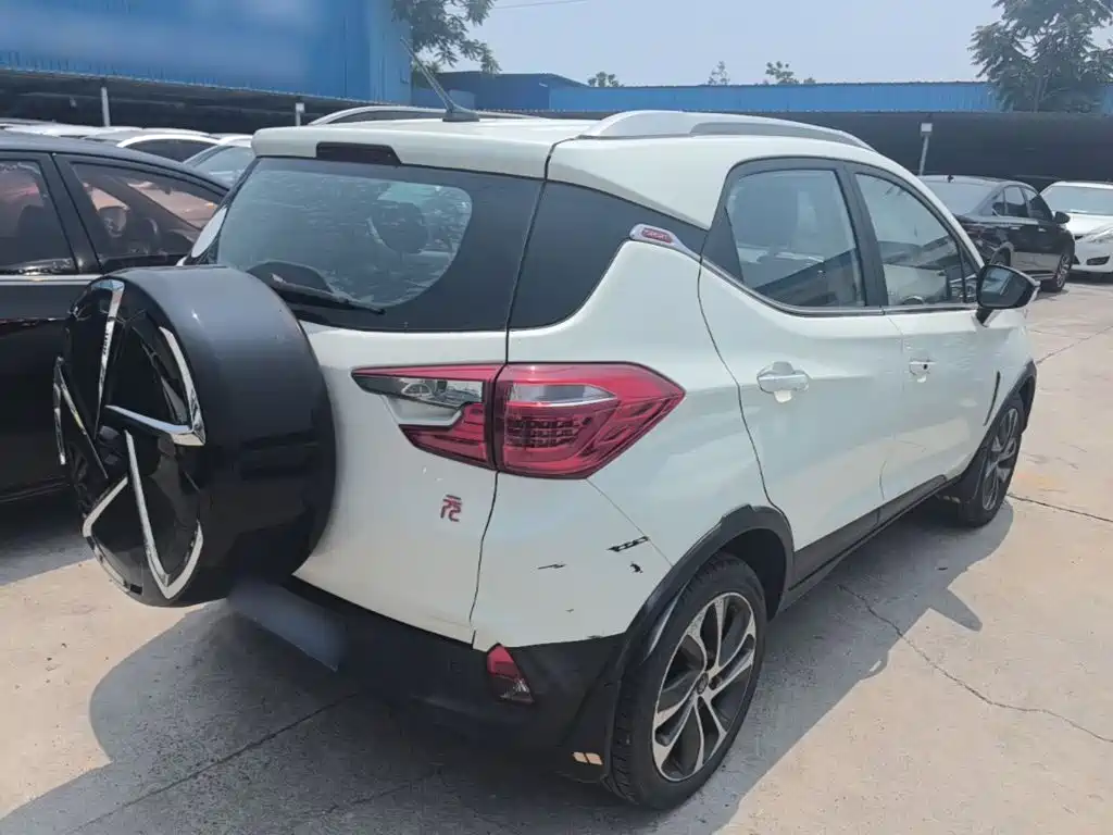 BYD Yuan 2016