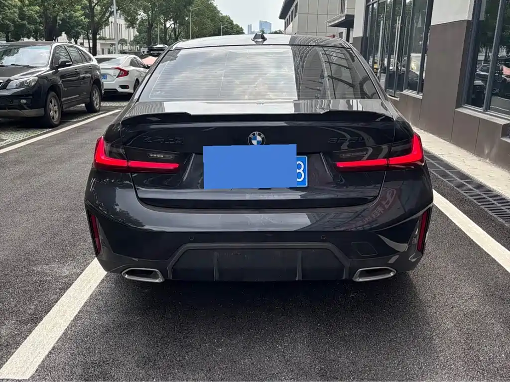 BMW 3 Series 2023