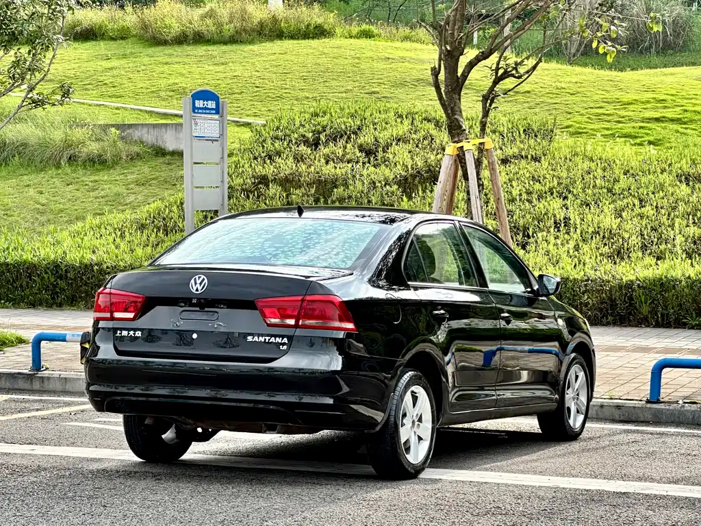 Volkswagen Santana 2015