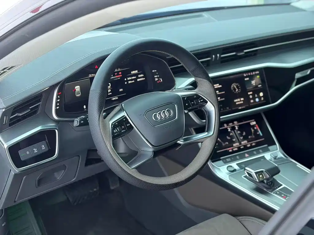 Audi A7L 2024 — фото 7