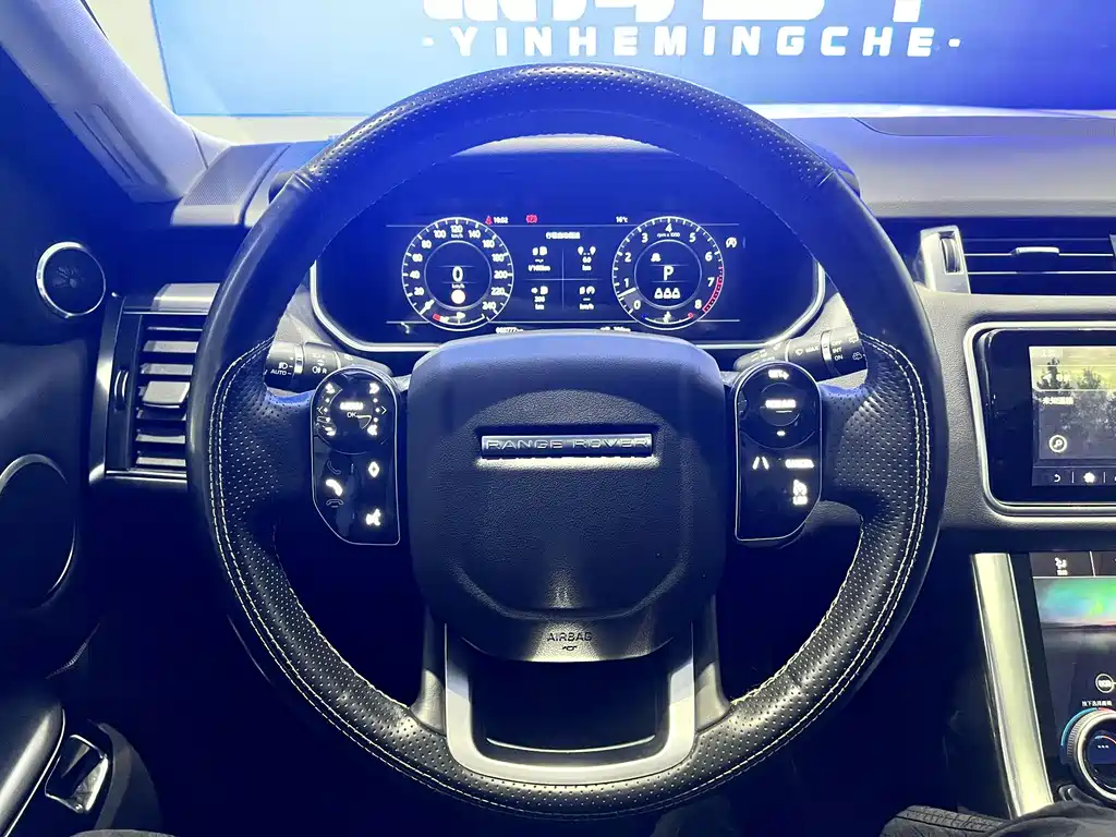 Land Rover Sport 2020 — фото 12