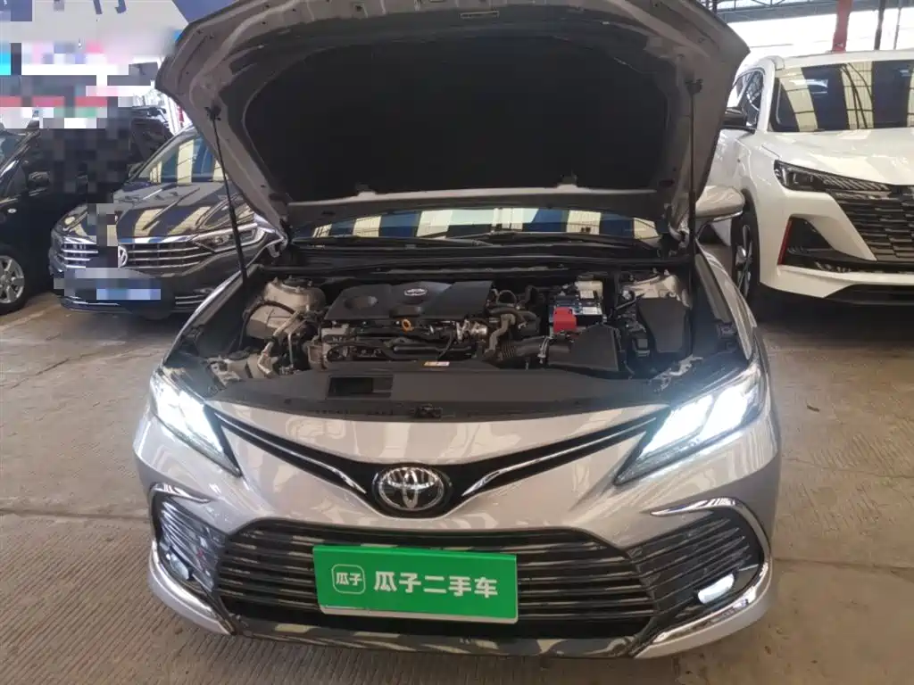 Toyota Camry 2022 — фото 20