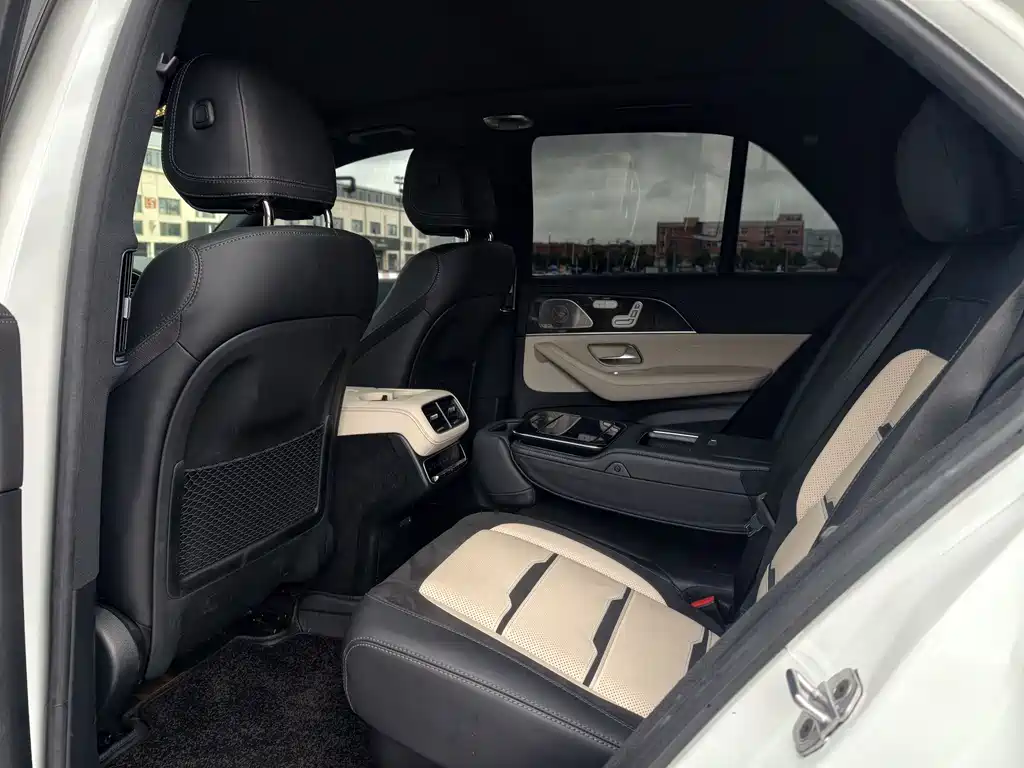 Mercedes-Benz GLE AMG 2024 — фото 12