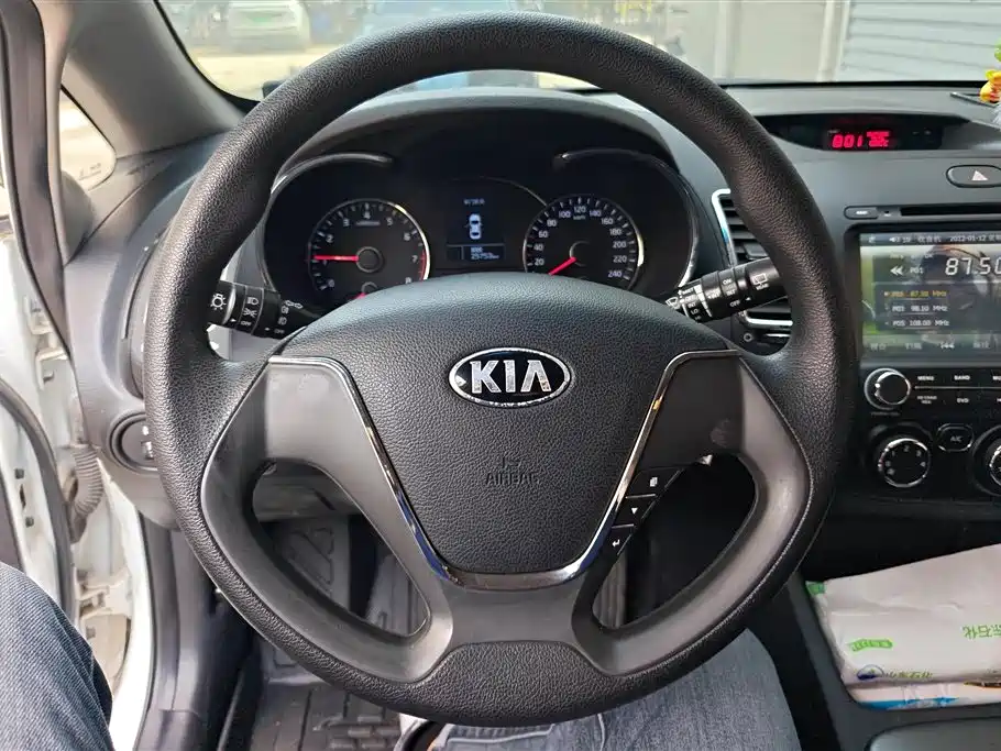 Kia K3S 2016 — фото 15