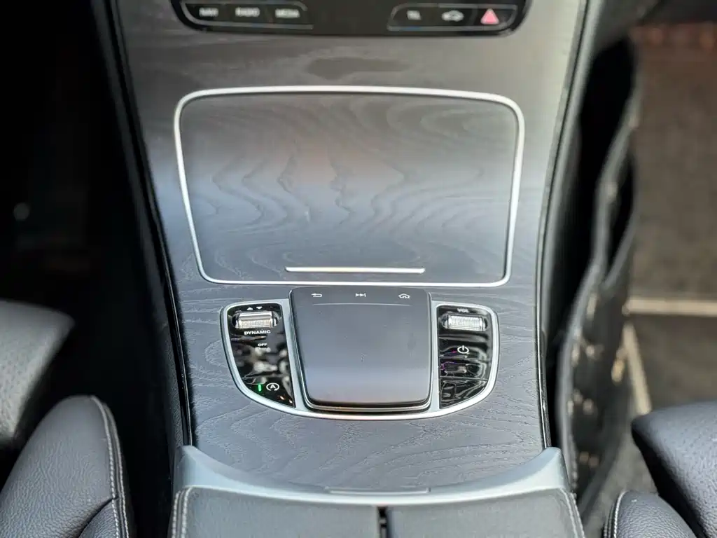 Mercedes-Benz C-Class 2019 — фото 12
