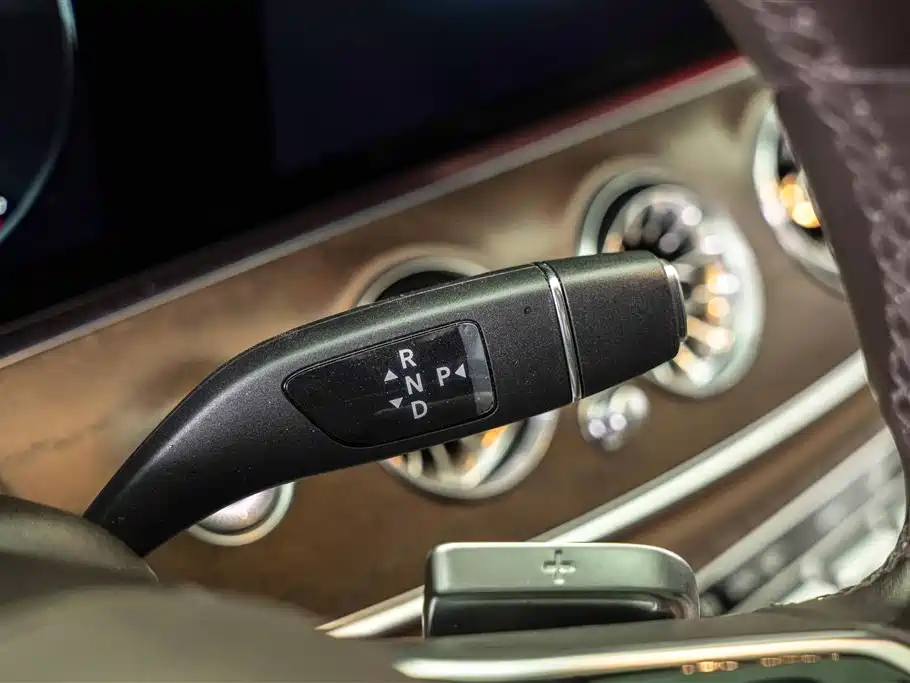 Mercedes-Benz E-Class 2023 — фото 14