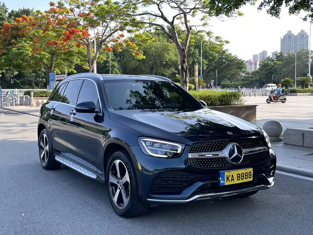 Mercedes-Benz GLC 2023