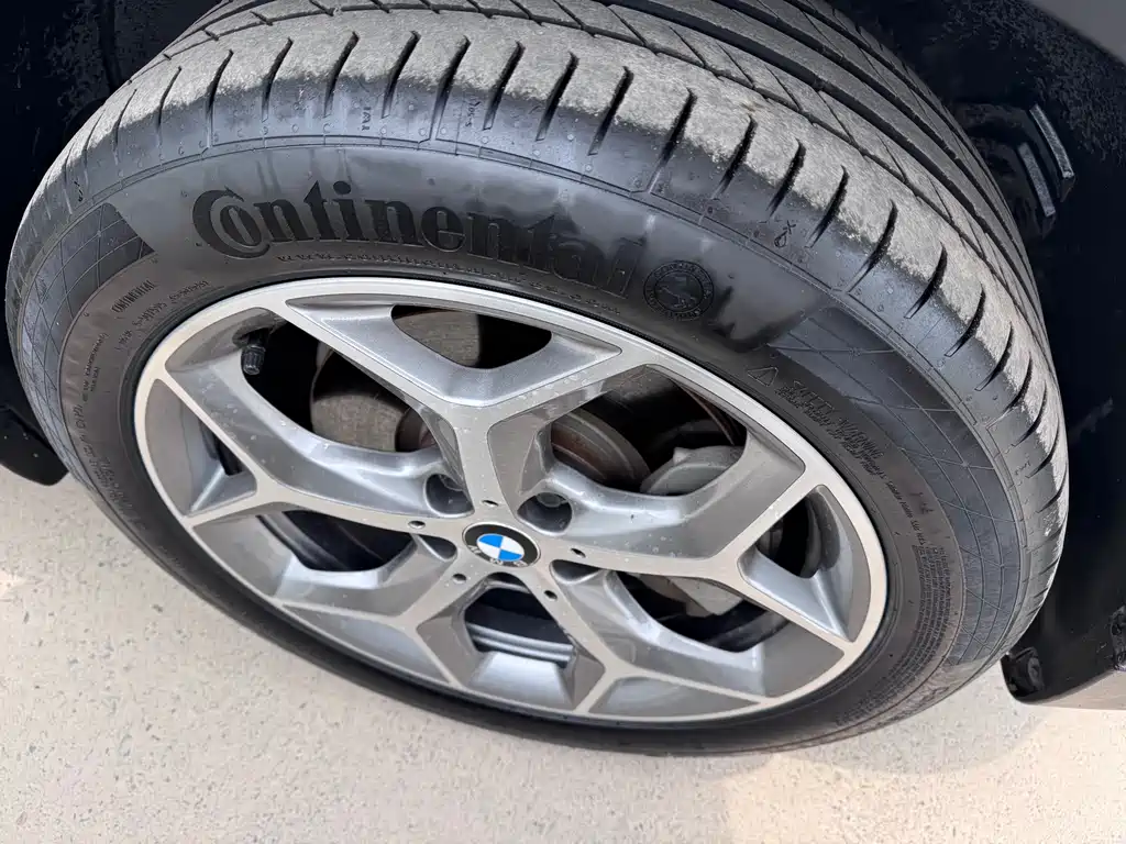 BMW X1 2019 — фото 15