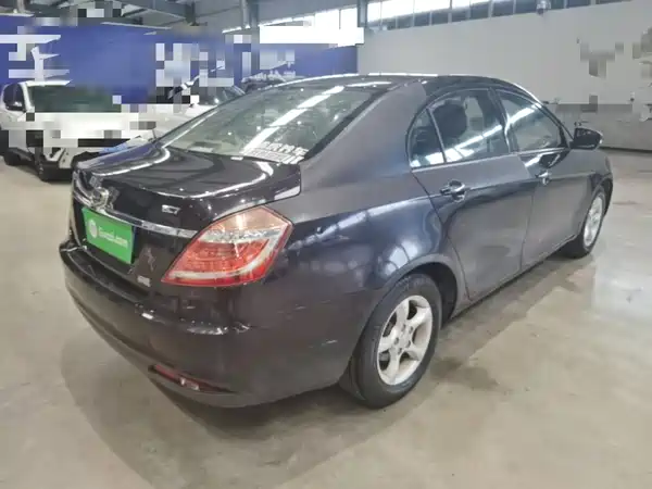 Geely Emgrand 2015
