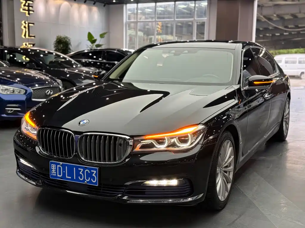 BMW 7 Series 2016 — фото 1
