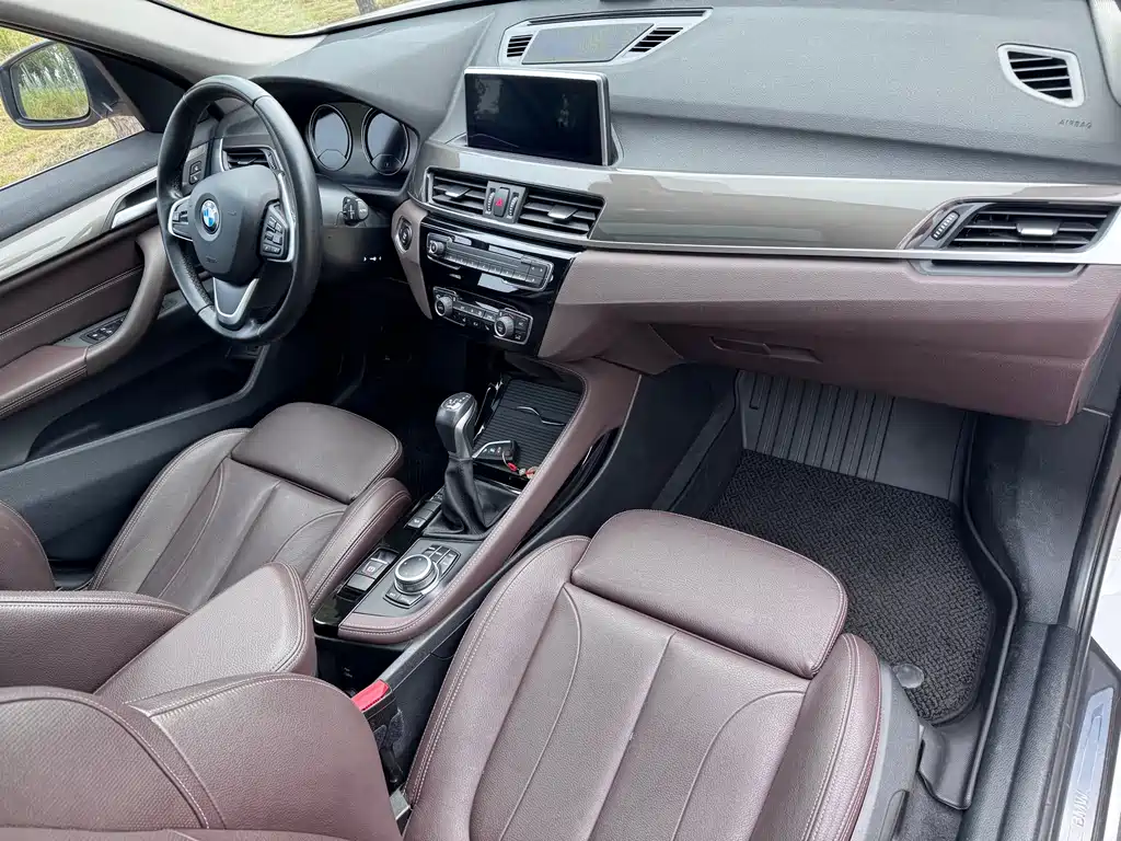 BMW X1 2019 — фото 13