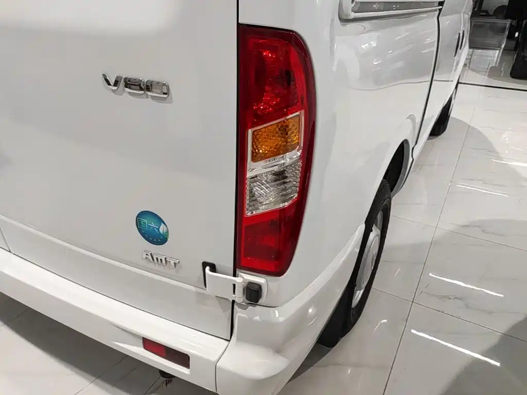 Maxus V80 2023 — фото 24