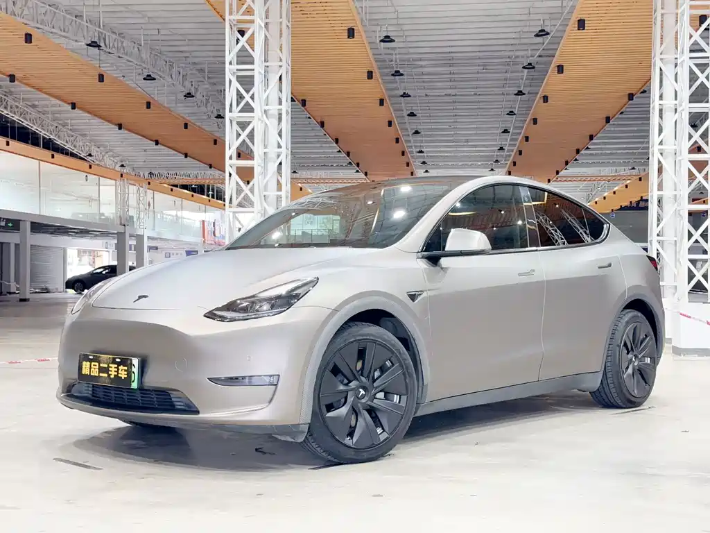 Tesla Model Y 2021 — фото 1