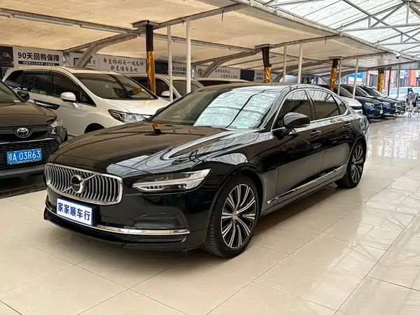 Volvo S90 2022