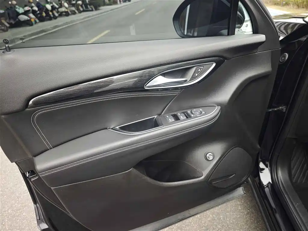 Buick Envision Plus 2023 — фото 14