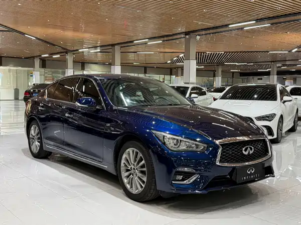 Infiniti Q50L 2020