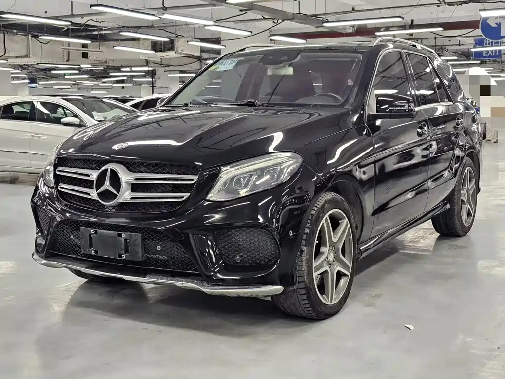 Mercedes-Benz GLE 2016 — фото 1