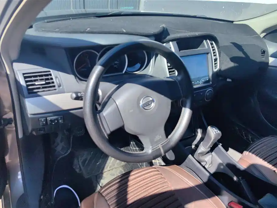 Nissan Sylphy 2018 — фото 10