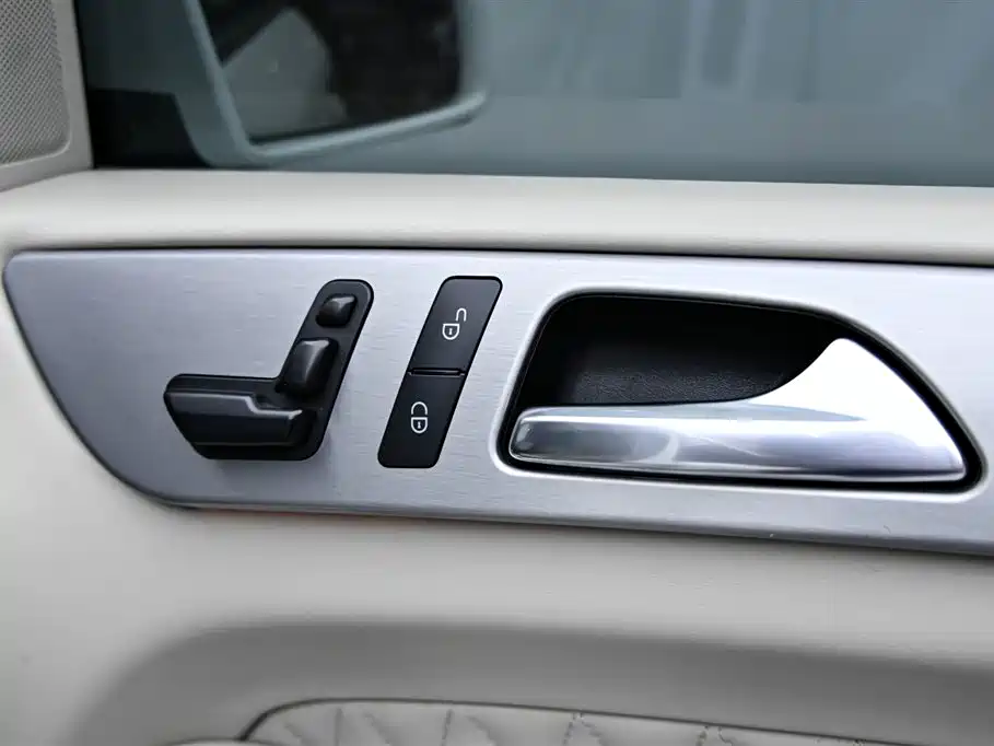 Mercedes-Benz GL-Class 2014 — фото 34