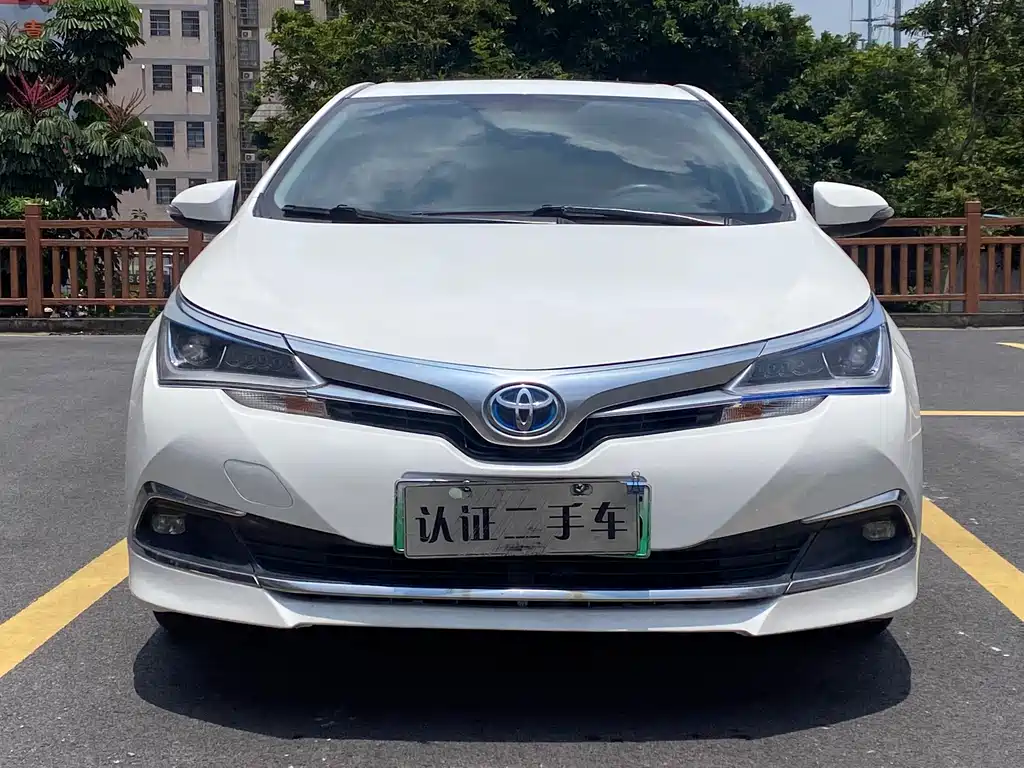 Toyota Corolla Dual Engine E+ 2022 — фото 2