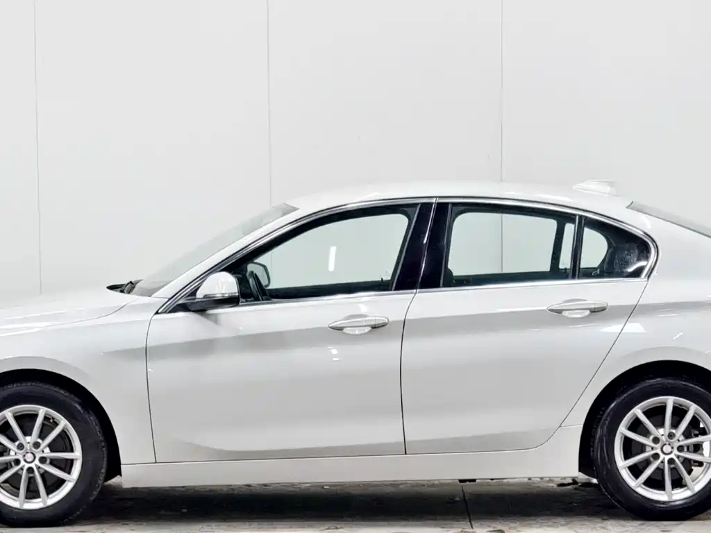BMW 1 Series 2019