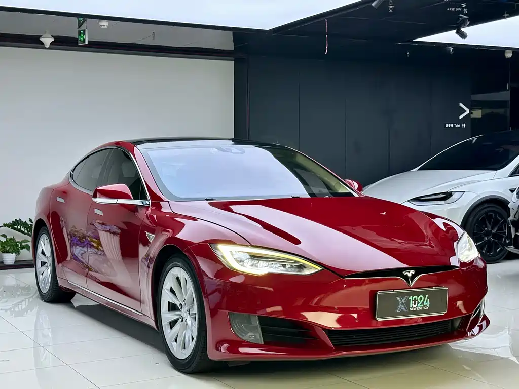 Tesla Model S 2016 — фото 3