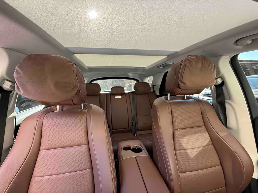 Mercedes-Benz GLE 2025 — фото 11