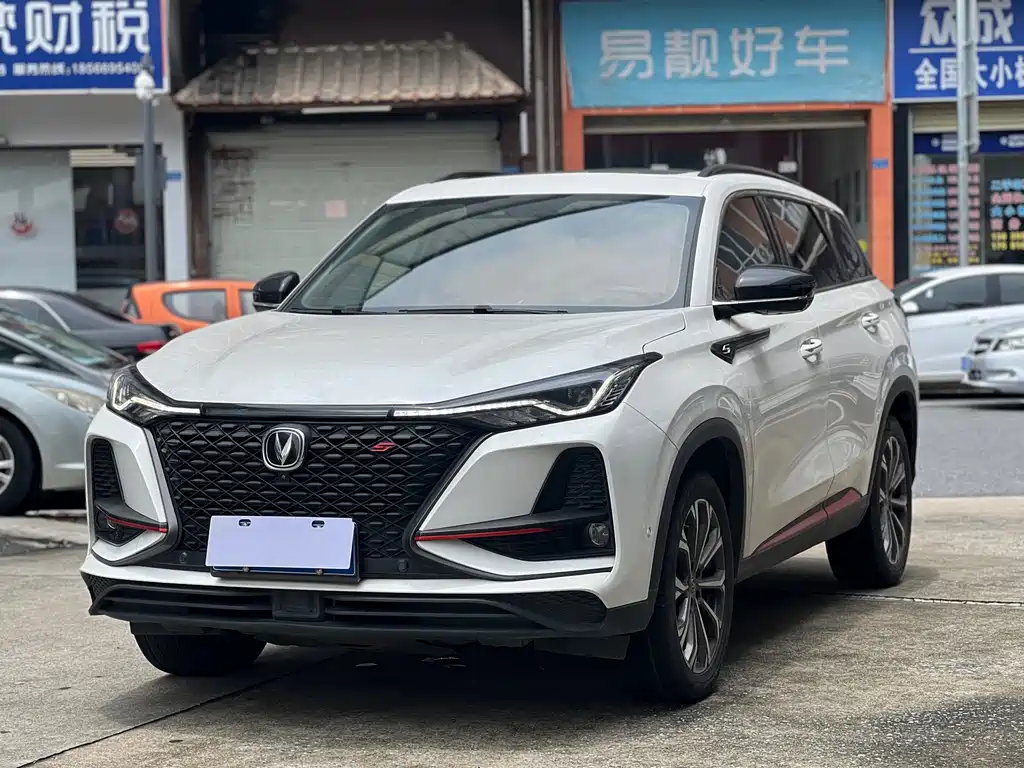 Changan CS75 PLUS 2020 — фото 1